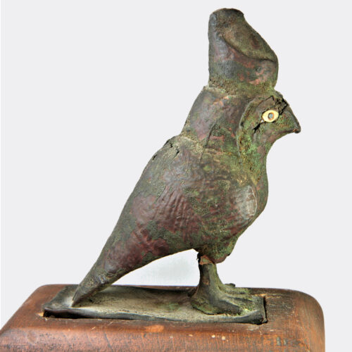 Egyptian Antiquities - Egyptian bronze figure of the Horus falcon