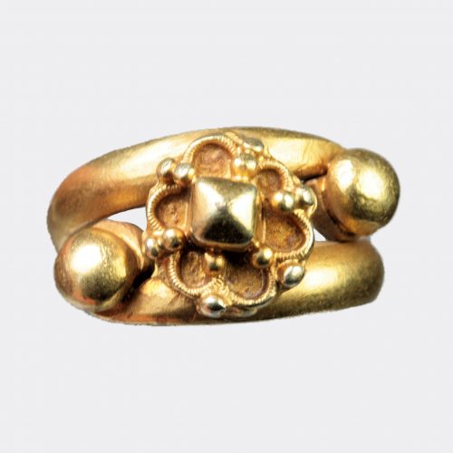 Miscellaneous Antiquities - British Renaissance Tudor Rose large gold ring