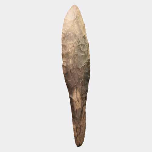 Pre-Columbian Antiquities - Pre-Columbian very large chert knife or spear-head