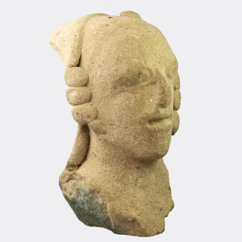 Pre-Columbian pottery head