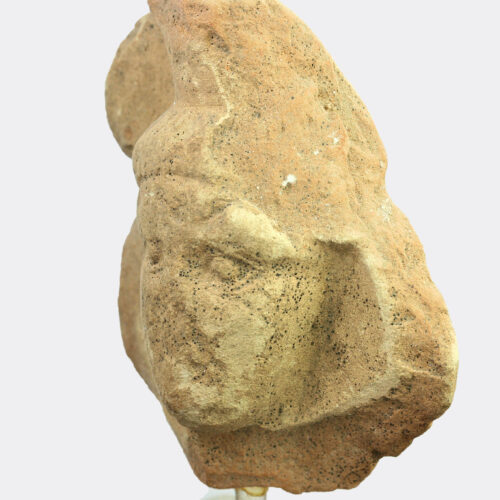 Near Eastern terracotta Astarte head fragment